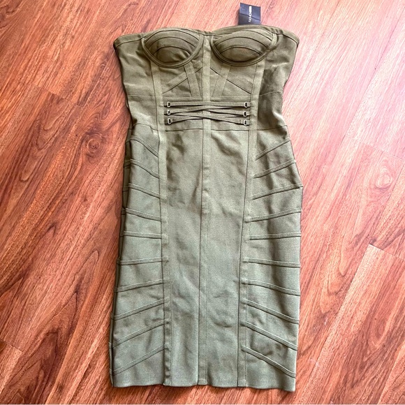 Fashion Nova Dresses & Skirts - 💥SOLD💥 Fashion Nova army green strapless dress 1X